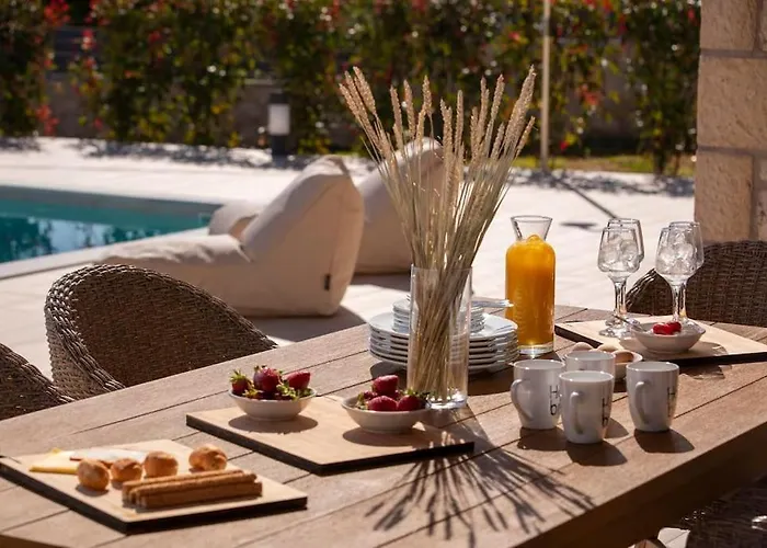 Christdilia Вилла *